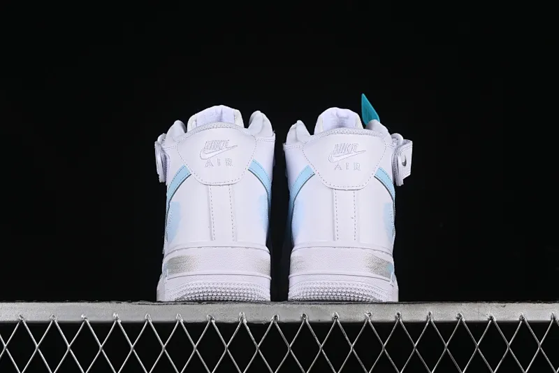 All categories Nk Air Force 1 Air Force series Nk Air Force 1 Mid Air Force mid-top Nk Air Force 1'07 Mid sky blue Hand-painted fracture Three hook shadow Air Force 1 strap mid-top casual sneakers CW2289-111